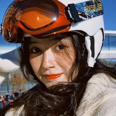 夫妇以上，恋人未满